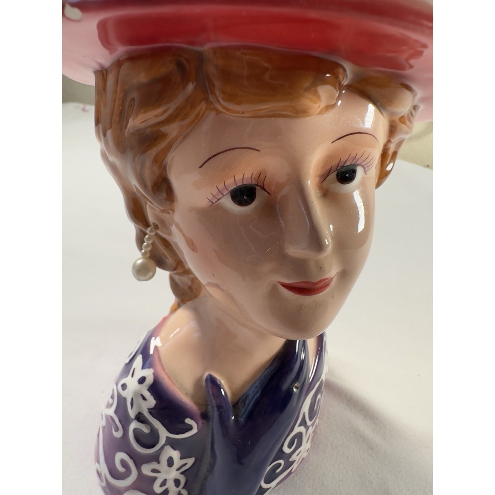 Lefton Head Vase 8 Inch Lady Porcelain Feather Hat Earrings - Picture 9 of 12
